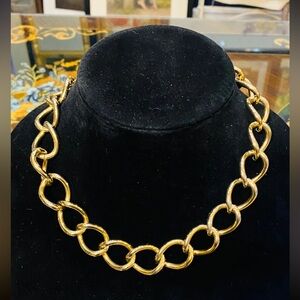 Vintage Monet Gold Tone Chunky Link Statement Necklace, 18", Toggle closure